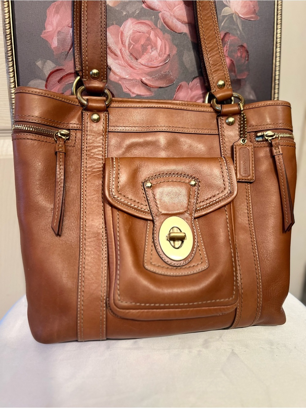 Coach Legacy Gigi Tote Shoulder Bag Whiskey leather brass turnlock pocket F12888 - Picture 6 of 17